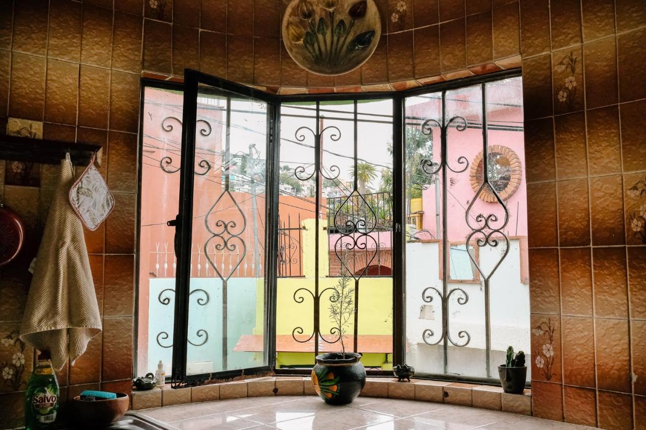 Sunshine House - Made By Artists Vila Oaxaca Exterior foto